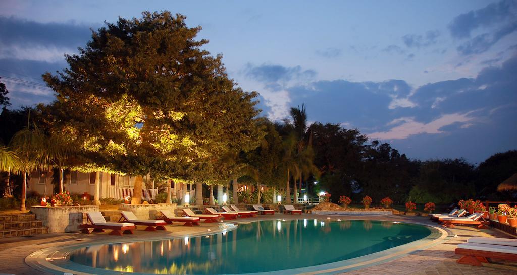 Bagan Thande Hotel - Old Bagan Bagian luar foto